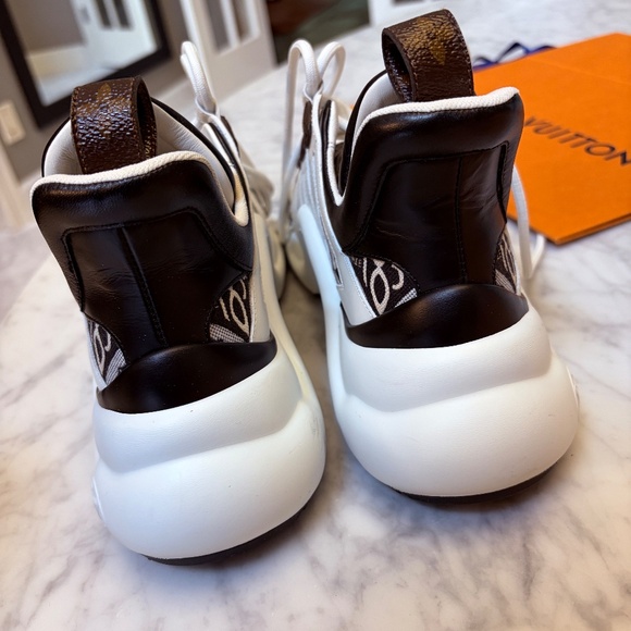Louis Vuitton Archlight Sneaker - Picture 3 of 8